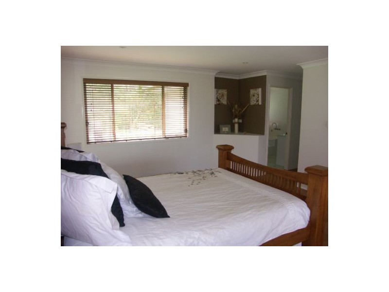 16 Bigita Place, Elimbah QLD 4516