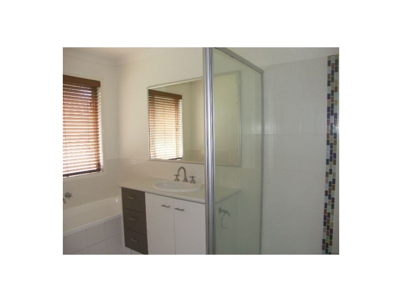 16 Bigita Place, Elimbah QLD 4516