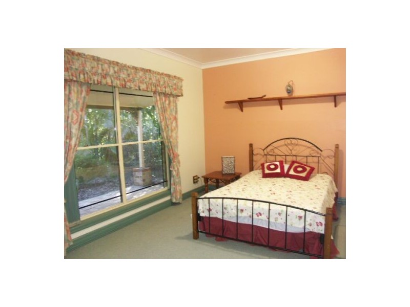 12 Oakey Fields Crt, Burpengary QLD 4505