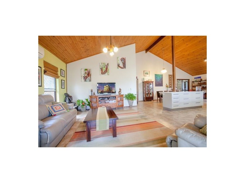 3 Flamingo Drive, Banksia Beach QLD 4507