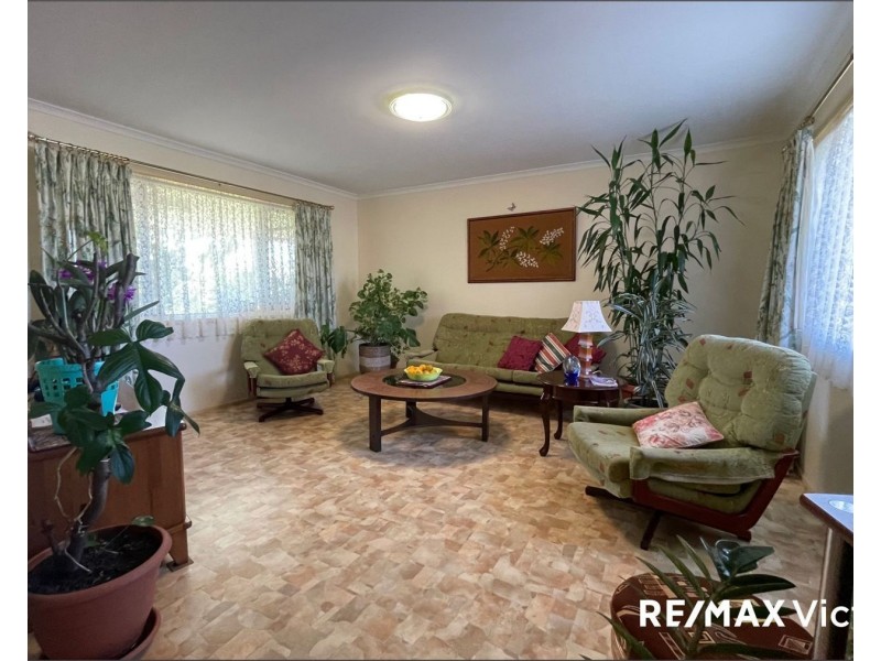 18 Maria Crt, Morayfield QLD 4506