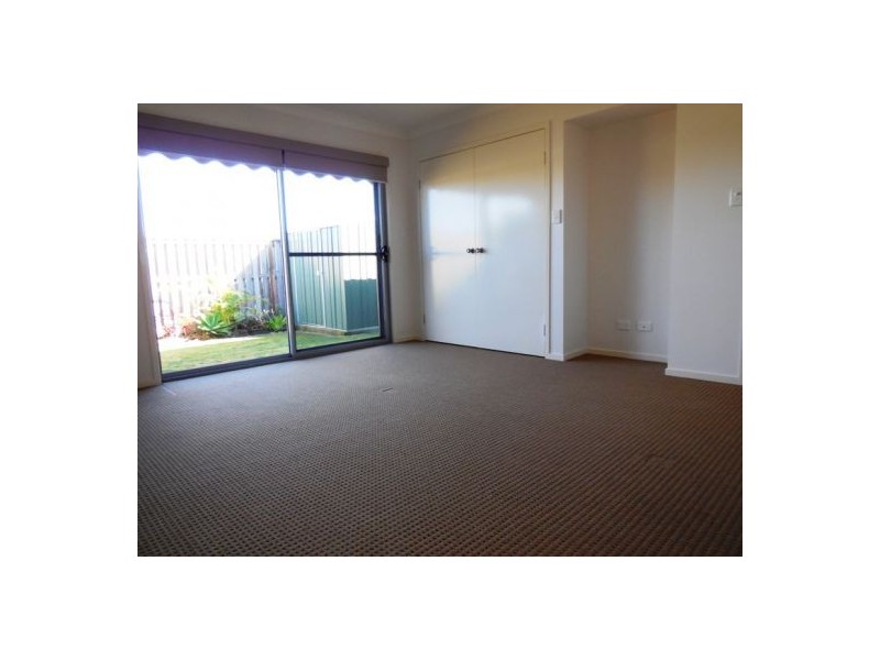 77 Glass House Circuit, Kallangur QLD 4503