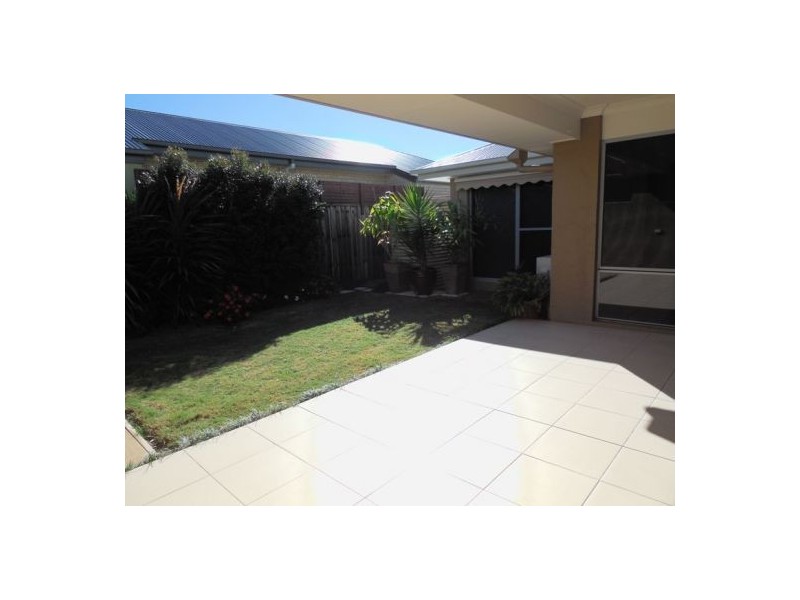 77 Glass House Circuit, Kallangur QLD 4503
