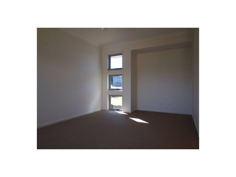 77 Glass House Circuit, Kallangur QLD 4503
