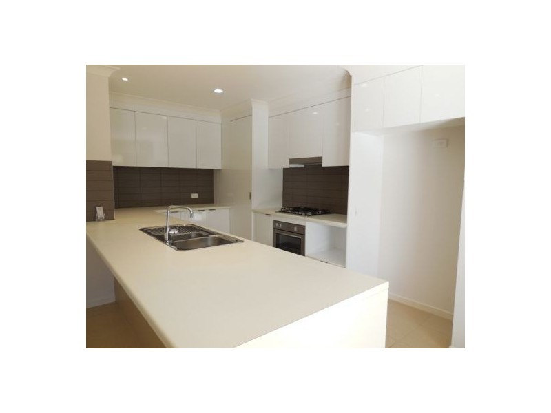 77 Glass House Circuit, Kallangur QLD 4503
