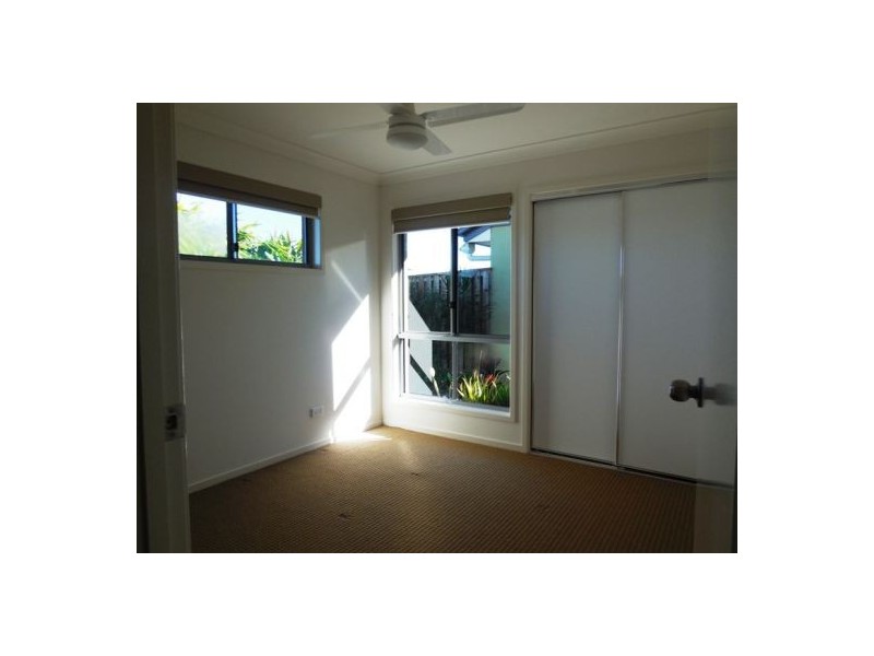 77 Glass House Circuit, Kallangur QLD 4503