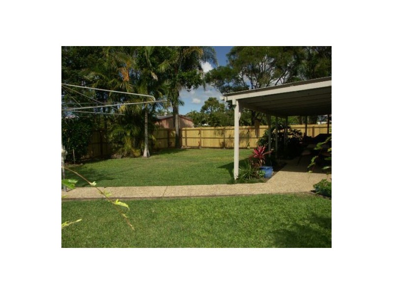 17 Diamond St, Caboolture QLD 4510