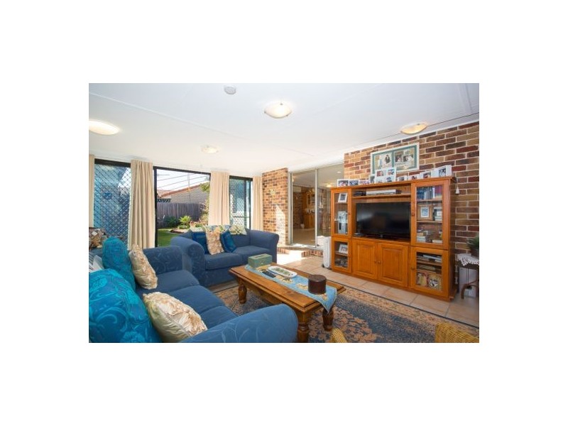 20 Pheasant Avenue, Banksia Beach QLD 4507