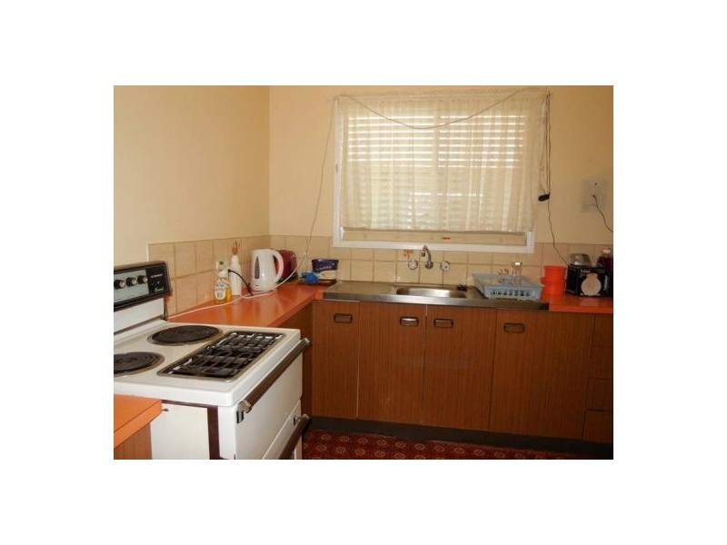 15 Frank St, Caboolture South QLD 4510