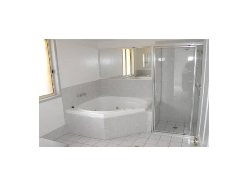 125 Riflebird Drive, Upper Caboolture QLD 4510