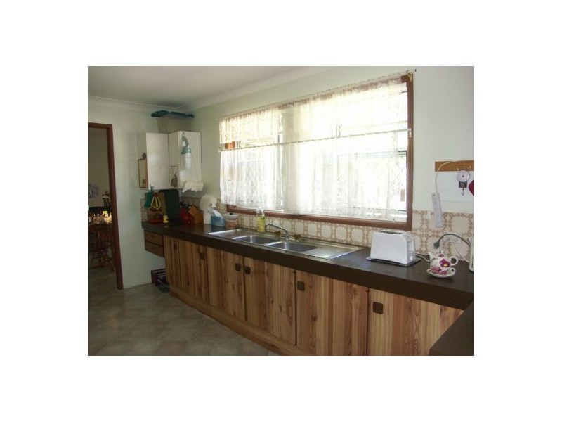 2 Lady Nelson Crt, Caboolture South QLD 4510