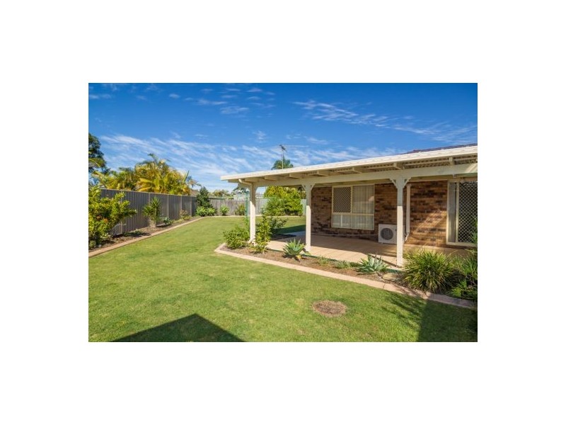 19 Farrer Ct, Morayfield QLD 4506