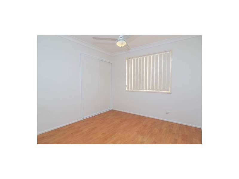 19 Farrer Ct, Morayfield QLD 4506