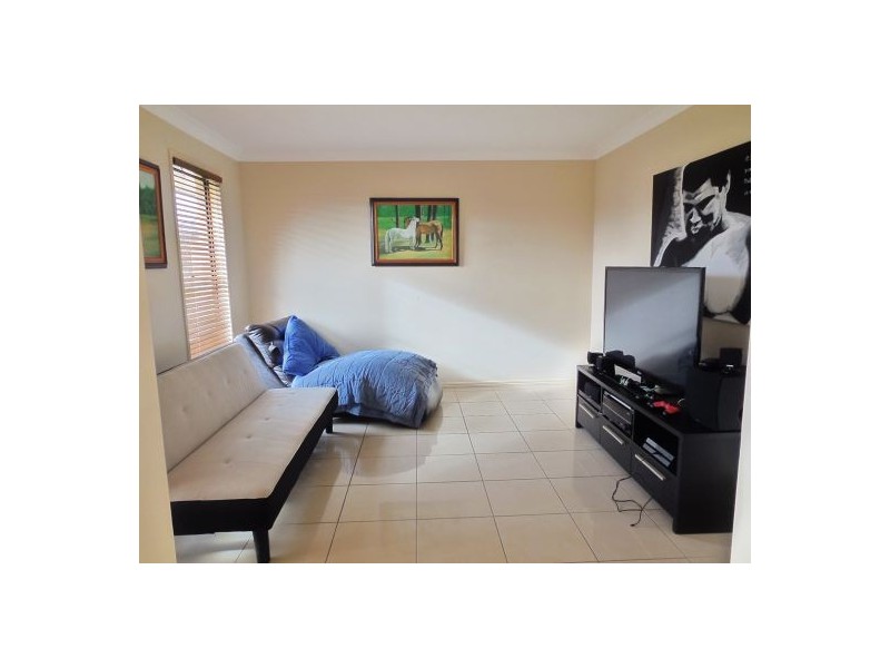 7 Denson St, Morayfield QLD 4506