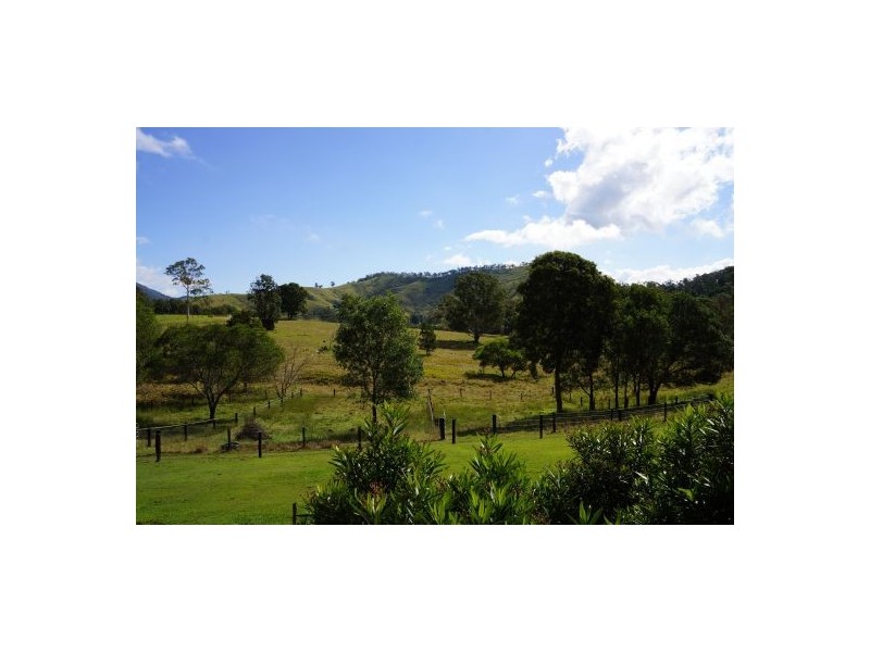800 Delaney Creek Rd, Delaneys Creek QLD 4514