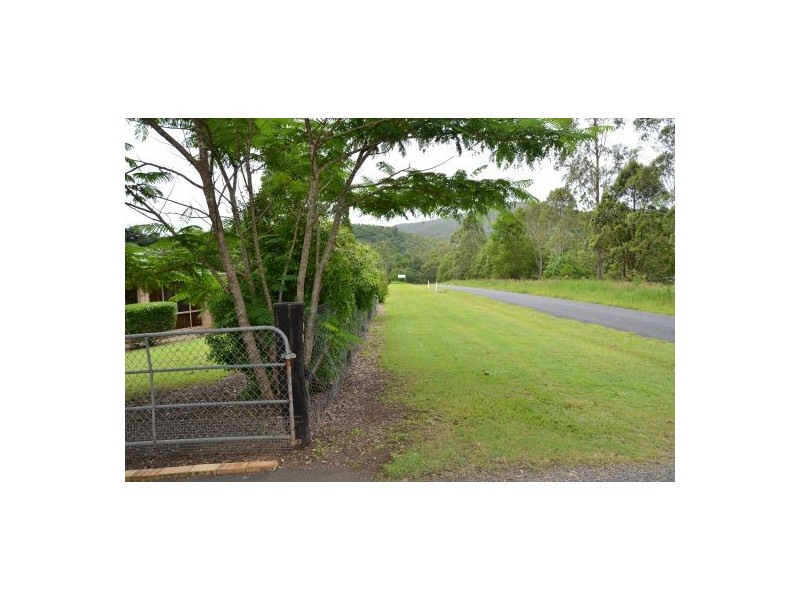 800 Delaney Creek Rd, Delaneys Creek QLD 4514
