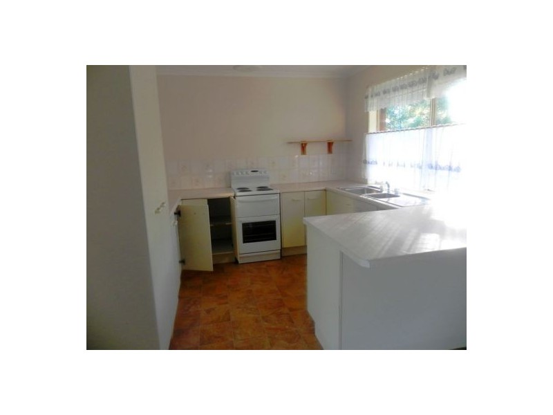 34 Crestbrook Drive, Morayfield QLD 4506