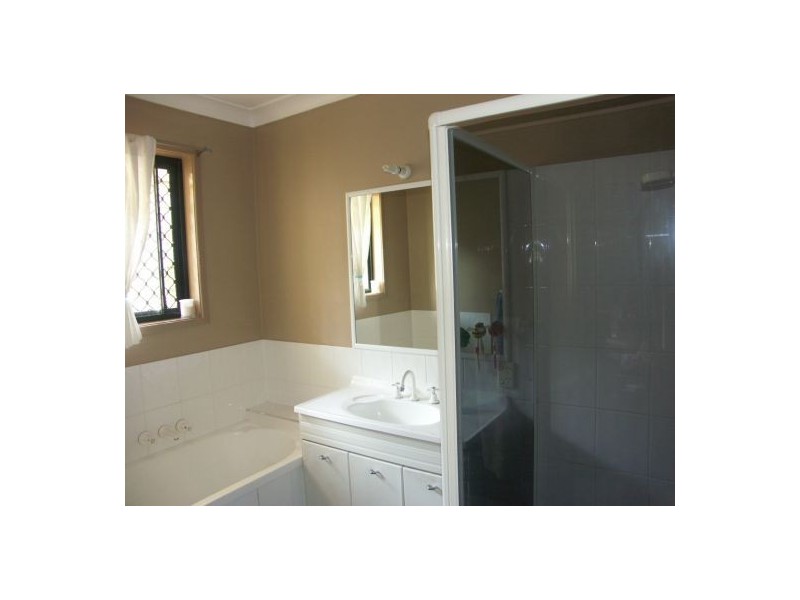 3 Mango Cres, Narangba QLD 4504