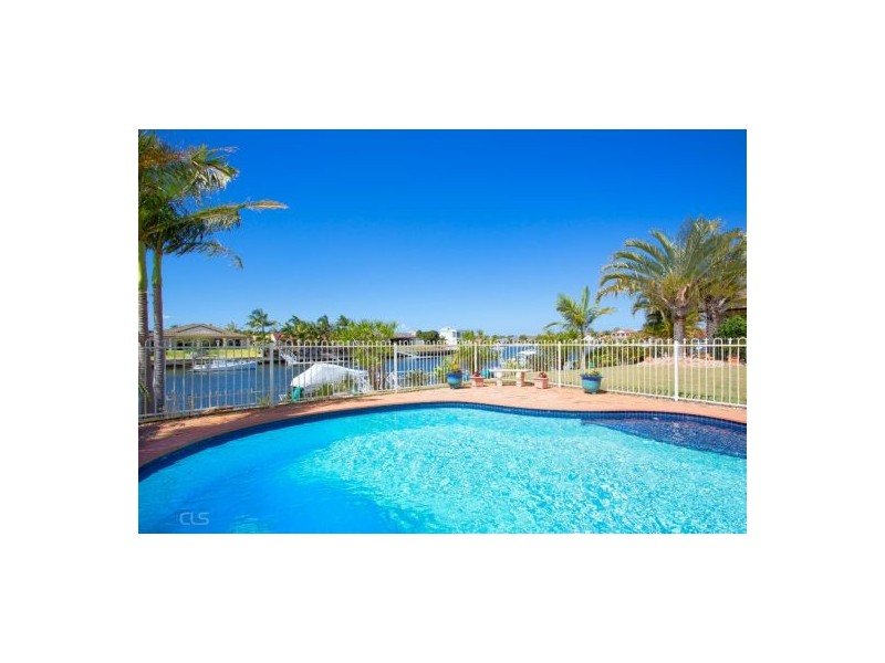 13 Dugong Crescent, Banksia Beach QLD 4507