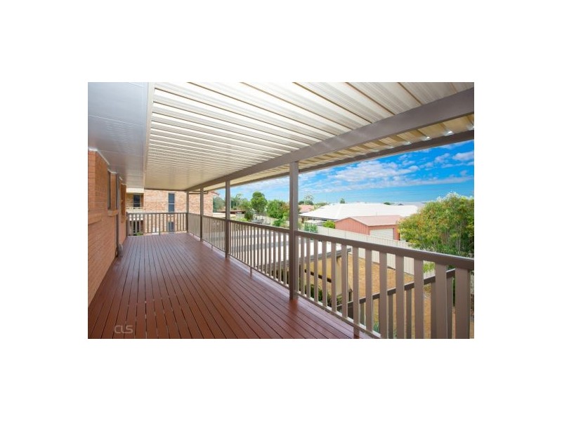 6 Sun Court, Banksia Beach QLD 4507
