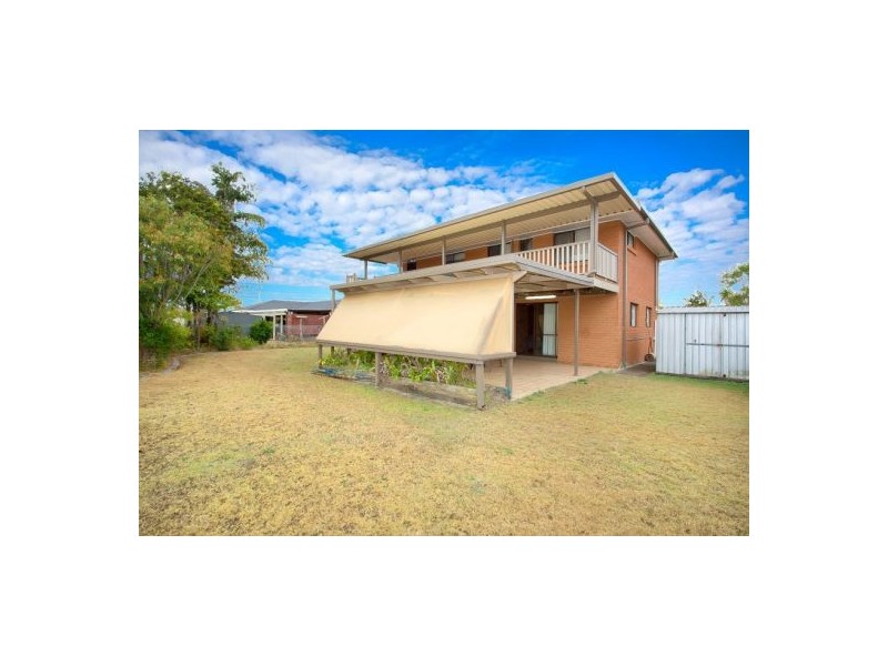 6 Sun Court, Banksia Beach QLD 4507