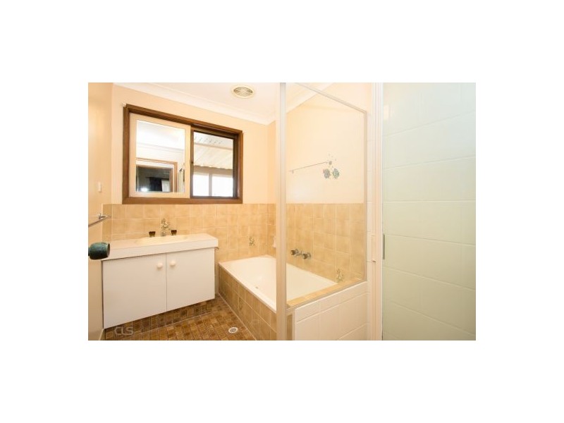 6 Sun Court, Banksia Beach QLD 4507