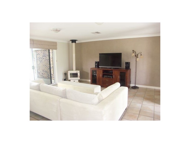 19 Levy Rd, Elimbah QLD 4516