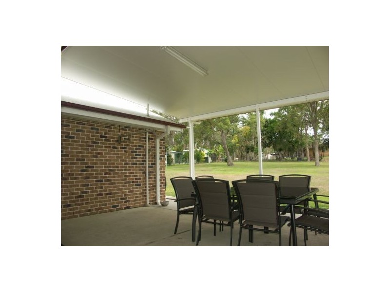 19 Levy Rd, Elimbah QLD 4516