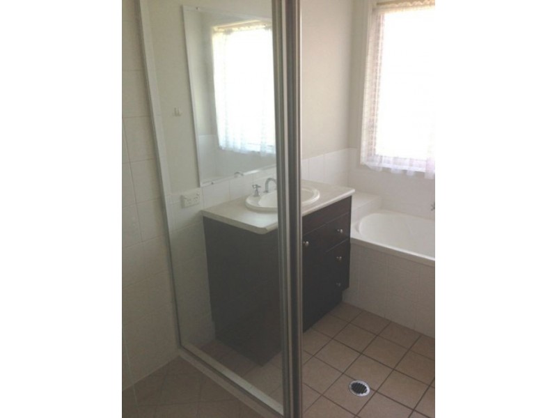 4 Beatrice Place, Burpengary QLD 4505