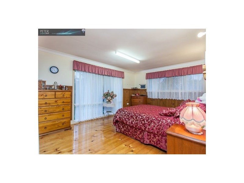 60 Janice Ct, Blackbutt QLD 4306