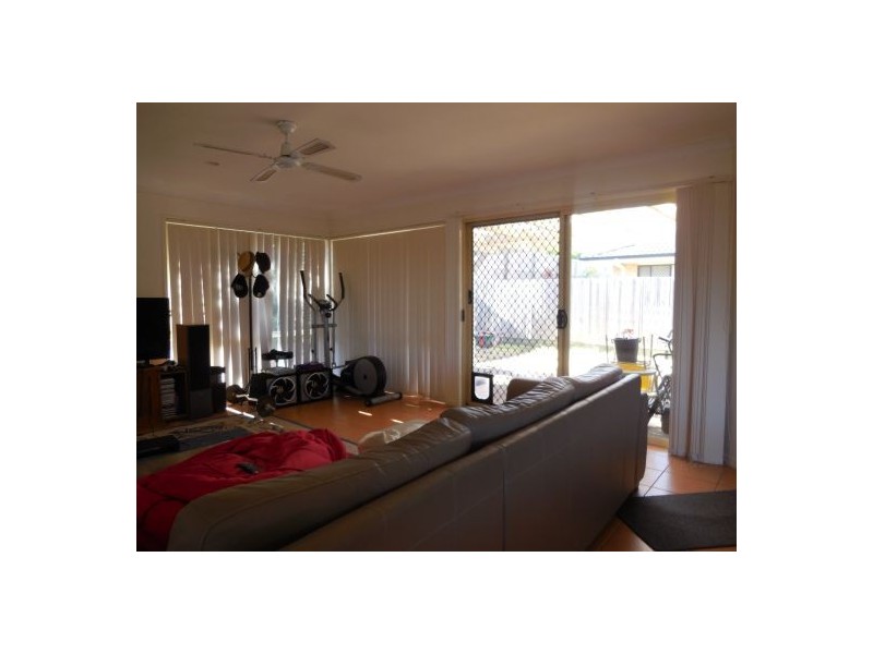 60 Glasshouse Cct, Kallangur QLD 4503