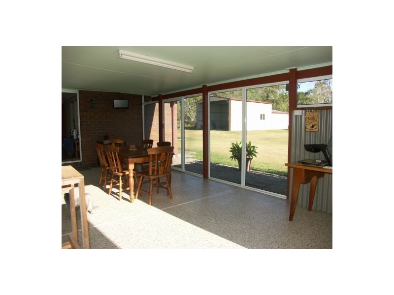 5-7 Shaun Pde, Elimbah QLD 4516