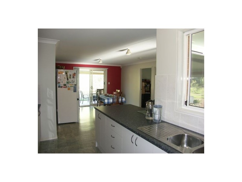 5-7 Shaun Pde, Elimbah QLD 4516