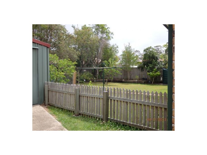 16 Crestwell Close, Morayfield QLD 4506