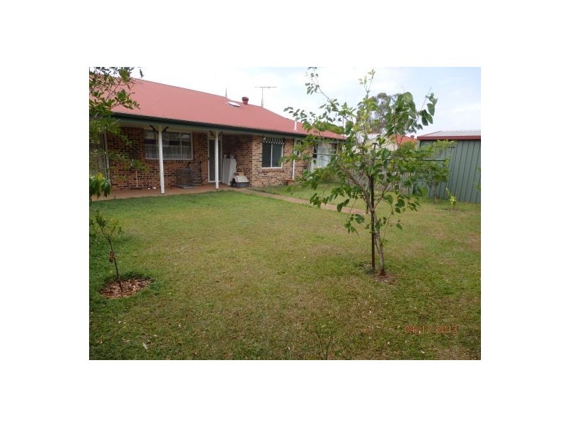 16 Crestwell Close, Morayfield QLD 4506