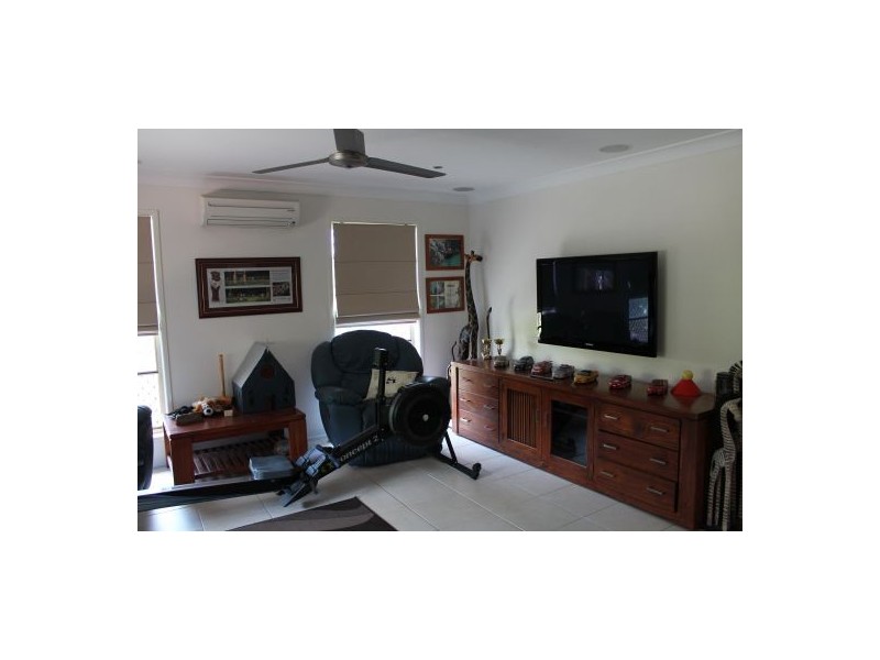 52 Perima Rd, Elimbah QLD 4516