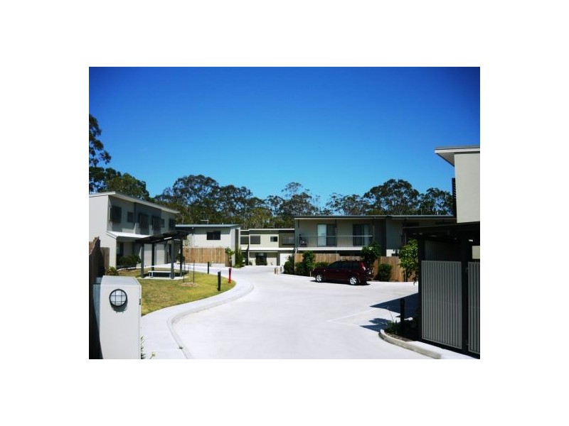 16 / 17 Crocodile Avenue, Morayfield QLD 4506