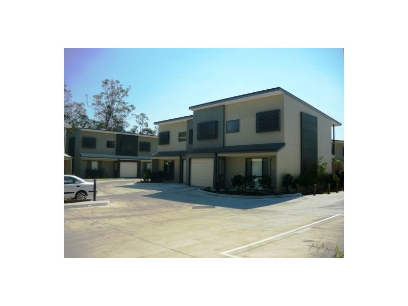 16 / 17 Crocodile Avenue, Morayfield QLD 4506