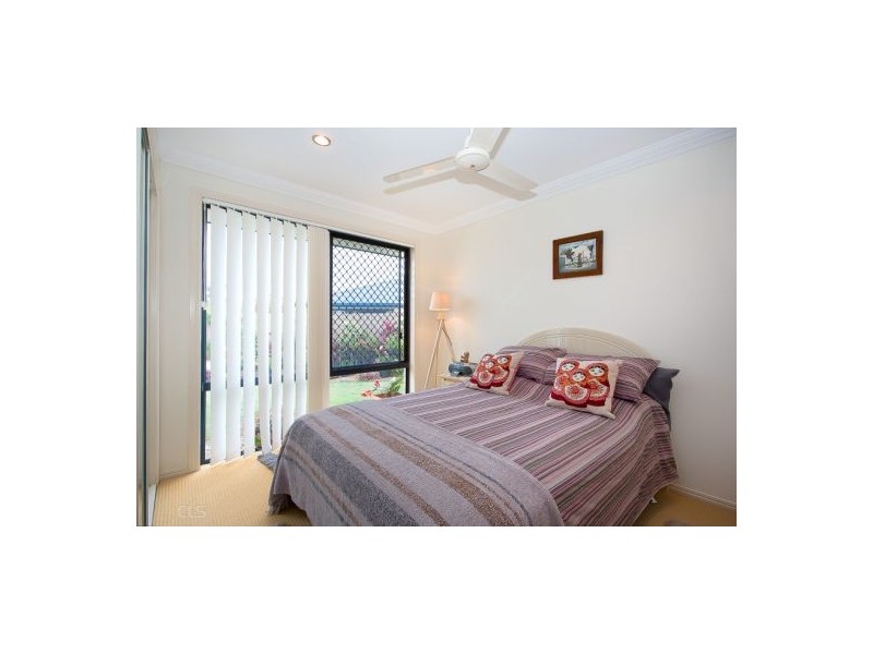 19-21 Reeders Street, Sandstone Point QLD 4511