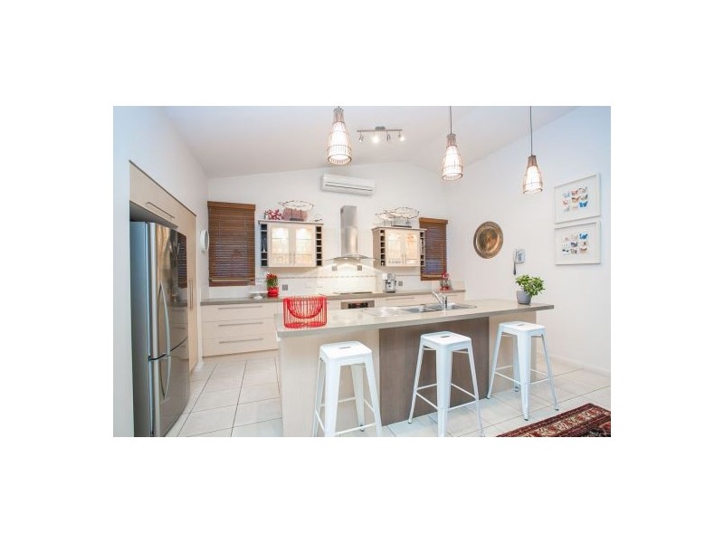 28 Marina, Banksia Beach QLD 4507