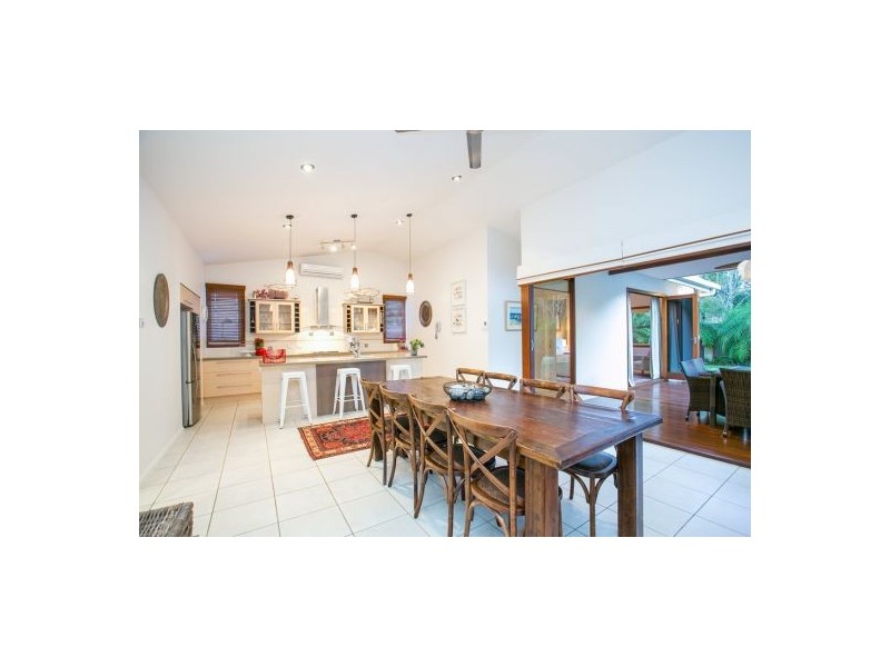 28 Marina, Banksia Beach QLD 4507