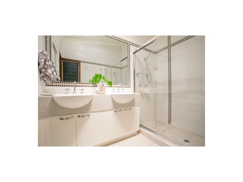 28 Marina, Banksia Beach QLD 4507