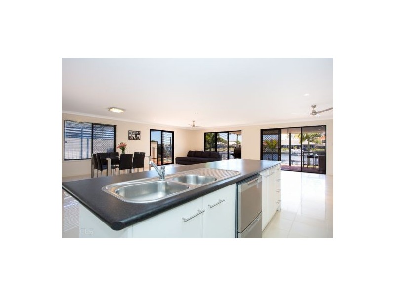 14 Catamaran Court, Banksia Beach QLD 4507