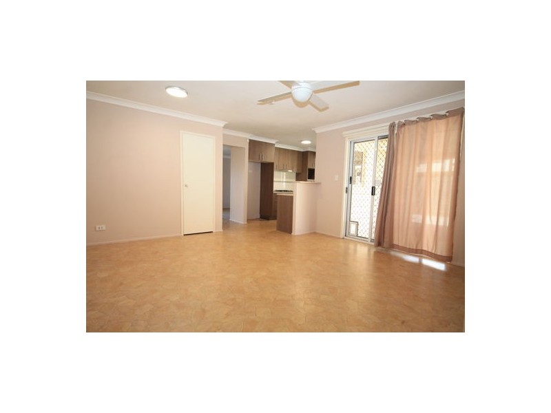 16 Farrer Crt, Morayfield QLD 4506