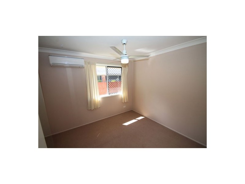 16 Farrer Crt, Morayfield QLD 4506