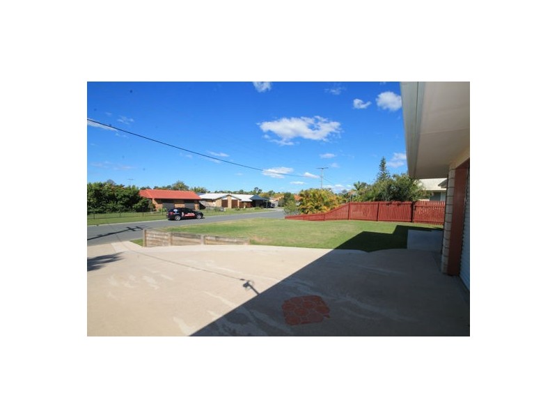 16 Farrer Crt, Morayfield QLD 4506