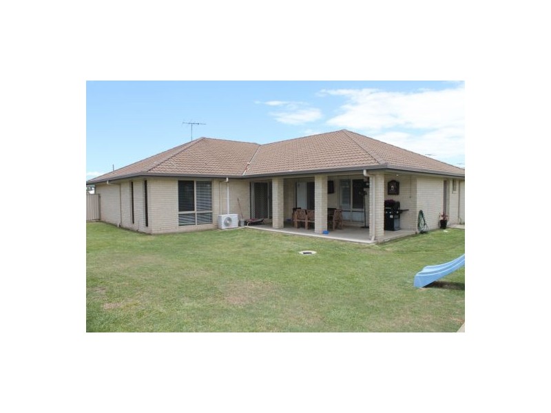 21 St Columbans Ct, Caboolture QLD 4510