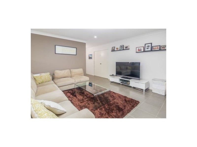 134 Glass House Cct, Kallangur QLD 4503