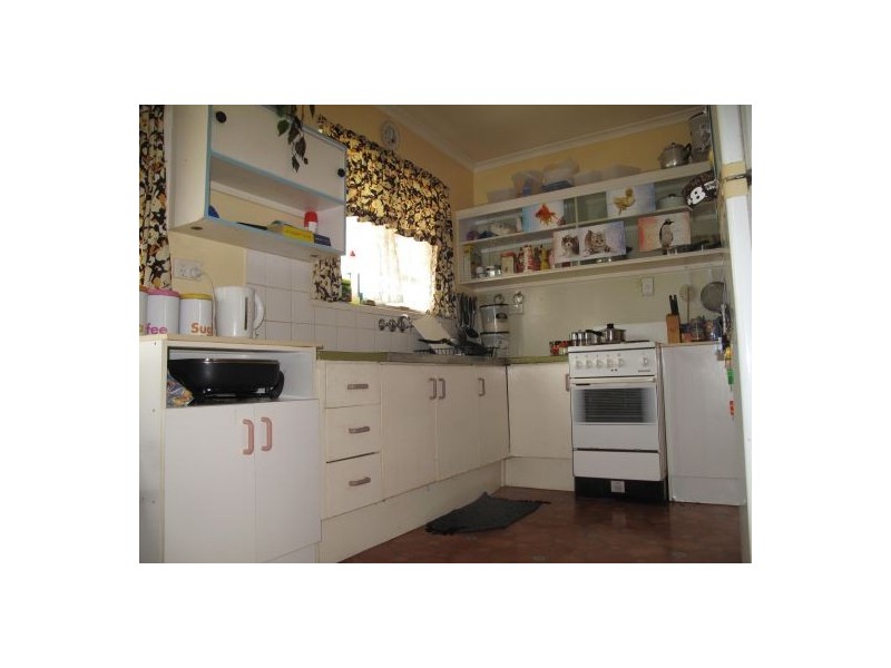 77 Frank Street, Caboolture South QLD 4510