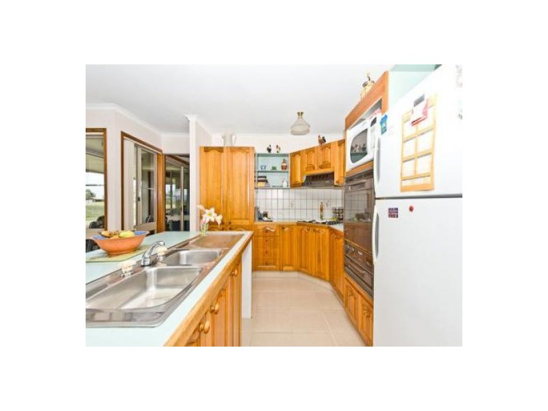 39 Fantail Ct, Moorina QLD 4506